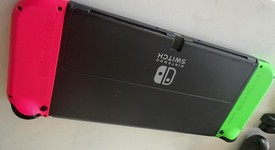 Good
													Nintendo Switch - OLED - Red & Blue, 64 GB, photo 3 of 5