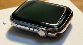 Good
													Apple Watch Series 8 45mm - Unlocked, Silver, A2774 - Cellular, Stainless, photo 5 of 7