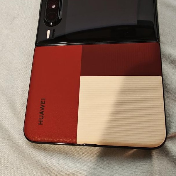 Huawei Pura X - Unlocked Non-US, 512 GB, Red, 16 GB