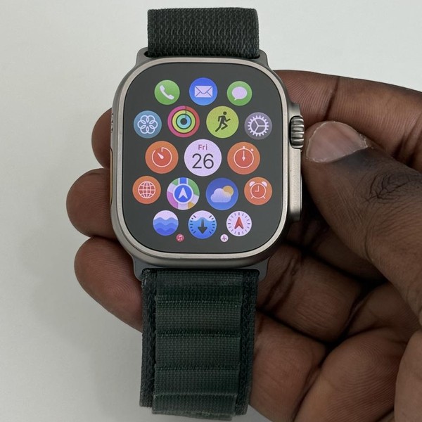 Apple Watch Ultra 49mm - Unlocked, Titanium, A2622