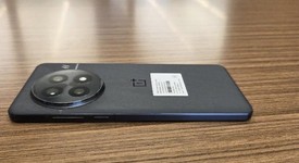 Fair
													OnePlus 13 - Unlocked, Black Eclipse, 256 GB, 12 GB, photo 2 of 7