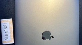 Mint
													MacBook Pro 2018 (With Touch Bar) - 13" - I5, Silver, 256 GB, 8 GB, photo 5 of 8
