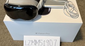 Good
													Apple Vision Pro - 512 GB, photo 3 of 6