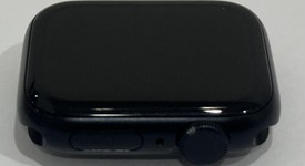 Good
													Apple Watch SE 2nd Gen 40mm - Midnight, A2722 - GPS, Aluminum, photo 5 of 7