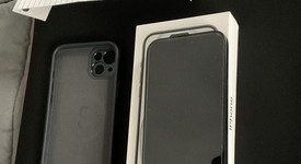 Good
													Apple iPhone 15 Plus - Unlocked, Black, 128 GB, A2847, photo 1 of 10