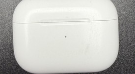 Used
													Apple AirPods Pro - Wireless Case, photo 2 of 6