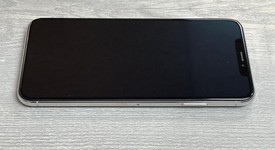 Good
													Apple iPhone Xs Max - Unlocked, Silver, 512 GB, A1921, photo 3 of 7