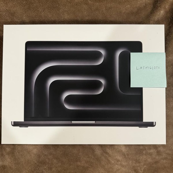 MacBook Pro 2026 - 14 inch (M5) - 2 TB, Space Black, 24 GB, Apple M5 Pro 15-core (16-core GPU), Standard Display