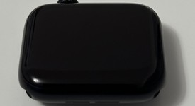 Mint
													Apple Watch SE 2nd Gen 44mm - Unlocked, Midnight, A2727 - Cellular, Aluminum, photo 5 of 6