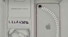 Mint
													Apple iPhone SE 3rd Gen 2022 - Unlocked, Starlight, 64 GB, A2595, photo 2 of 13