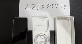 Mint
													Apple iPhone 15 Pro - Unlocked Non-US, Natural, 128 GB, A3101, photo 4 of 19