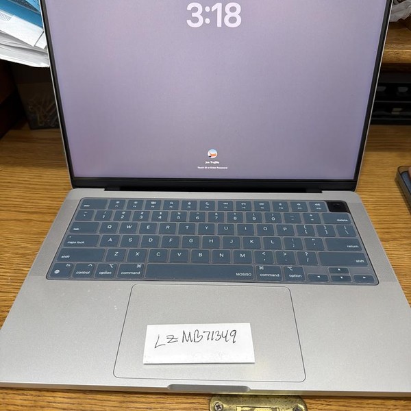 MacBook Pro 2024 - 14 inch - 512 GB, Silver, 16 GB, Apple M4