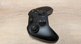 Good
													Xbox Wireless Controller - Black, photo 6 of 6