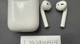 Used
													Apple AirPods 2nd Gen - Wireless Case, photo 1 of 7