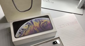 Good
													Apple iPhone Xs Max - Unlocked, Silver, 64 GB, A1921, photo 2 of 9