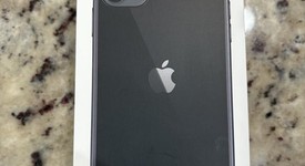 Mint
													Apple iPhone 11 - T-Mobile, Black, 64 GB, A2111, photo 2 of 11
