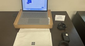 Mint
													Microsoft Surface Laptop 4 - Ryzen 5, Platinum, 256 GB, 8 GB, 13.5", photo 1 of 10