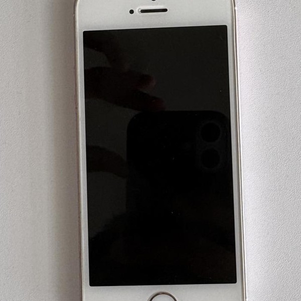 Apple iPhone SE 1st Gen 2016 - Unlocked, 16 GB, Rose Gold, A1723