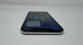 Good
													Apple iPhone Xs Max - Unlocked, Silver, 64 GB, A1921, photo 4 of 6