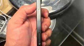 Mint
													Apple iPhone 16 Pro Max - Unlocked, Black, 256 GB, A3084, photo 3 of 7