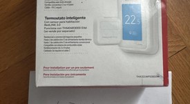 New
													Honeywell Thermostat, photo 2 of 6