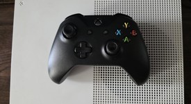 Good
													Xbox One S (2016) - White, 1 TB, All Digital Edition, photo 2 of 9