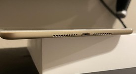 Mint
													Apple iPad Mini 4 - Wi-Fi, Gold, 32 GB, photo 5 of 8