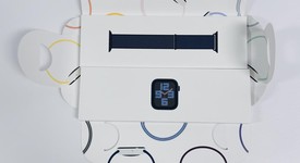 New
													Apple Watch SE 2nd Gen 40mm - Unlocked, Midnight, A2726 - Cellular, Aluminum, photo 1 of 6