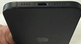 Mint
													Apple iPhone 15 Plus - Unlocked, Black, 128 GB, A2847, photo 4 of 7