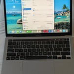 Good MacBook Pro 2022 - 13 inch - 256 GB, Gray, 8 GB, Apple M2