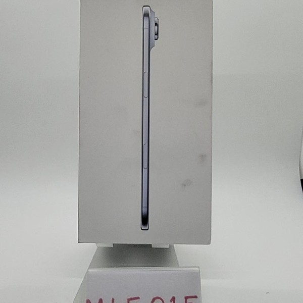 Apple iPhone Air - Unlocked, 256 GB, Sky Blue, A3260