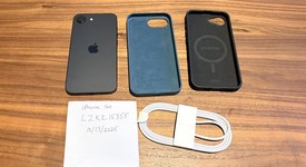 Mint
													Apple iPhone 16e - Unlocked, Black, 128 GB, A3212, photo 2 of 9