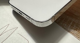 Good
													Apple iPhone 14 Pro - AT&T, Silver, 256 GB, A2650, photo 4 of 4