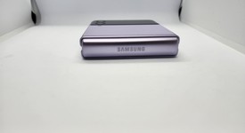 Mint
													Samsung Galaxy Z Flip3 5G - Unlocked, Lavender, 128 GB, 8 GB, SM-F711U1, photo 4 of 9