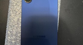 Good
													Samsung Galaxy S25 - AT&T, Navy Blue, 128 GB, 12 GB, SM-S931U, photo 1 of 9