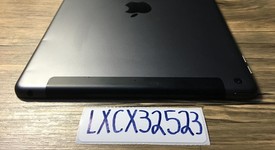 Good
													Apple iPad 7th Gen - Unlocked, Gray, 32 GB, A2200, photo 5 of 7