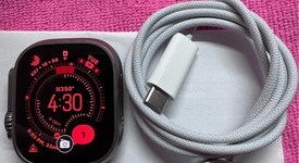 Good
													Apple Watch Ultra 49mm - Unlocked, Titanium, A2622, photo 5 of 9