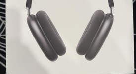 Used
													Apple AirPods Max - Gray, photo 1 of 7