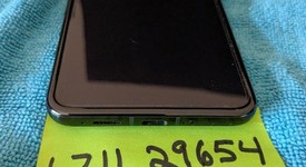 Mint
													Motorola Razr Ultra (2025) - Unlocked, PANTONE Scarab, 512 GB, 16 GB, photo 5 of 14