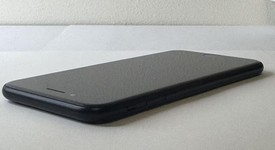 Good
													Apple iPhone SE 2nd Gen 2020 - Unlocked, Black, 64 GB, A2275, photo 3 of 8