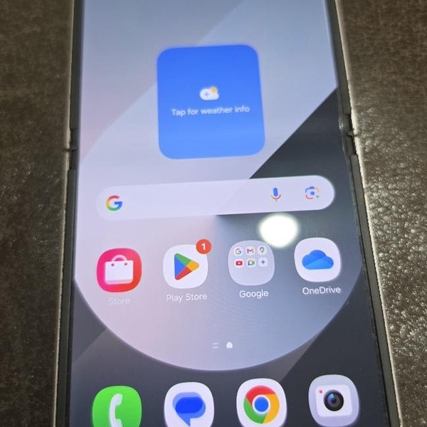 Samsung Galaxy Z Flip6 - Unlocked, 256 GB, Silver, 12 GB, SM-F741U1
