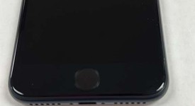 Mint
													Apple iPhone SE 3rd Gen 2022 - Unlocked, Midnight, 64 GB, A2595, photo 4 of 7