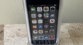 New
													Apple iPod Touch 7th Gen - Wi-Fi, Gray, 32 GB, photo 2 of 8
