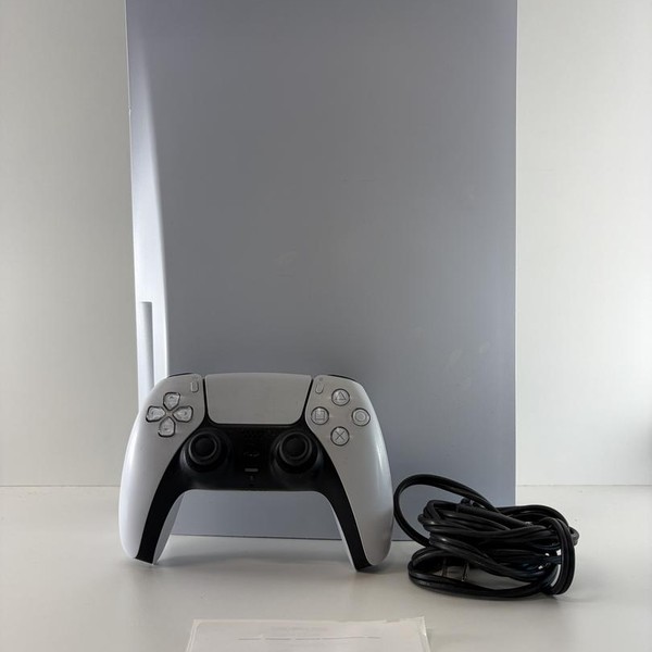 PlayStation 5 Standard Edition (2020) - 825 GB, White, Standard Edition