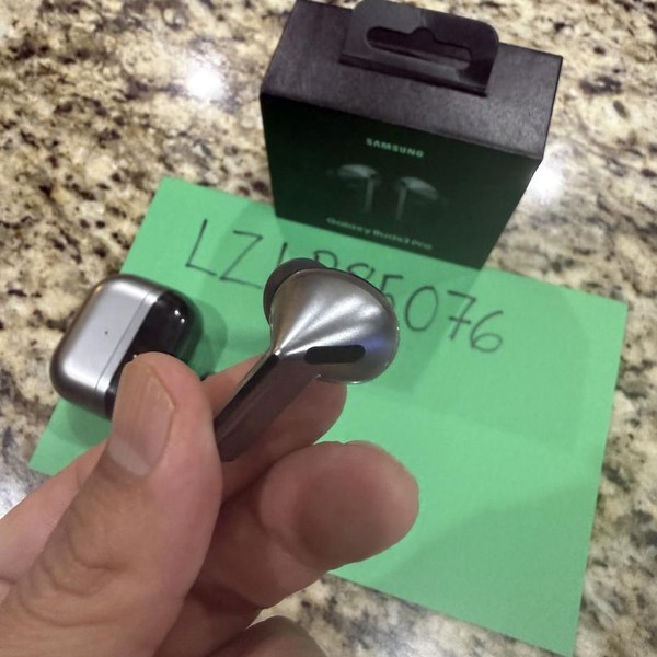 Samsung Galaxy Buds3 Pro - Silver