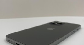 Good
													Apple iPhone 12 Pro Max - Unlocked, Graphite, 128 GB, A2342, photo 4 of 6