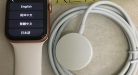 Mint
													Apple Watch SE 1st Gen 40mm - Unlocked, Gold, A2353 - Cellular, Aluminum, photo 1 of 6