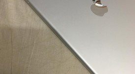 Good
													Apple iPad 7th Gen - Unlocked, Silver, 128 GB, A2200, photo 3 of 8