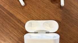 Used
													Apple AirPods Pro 2 - USB-C, photo 2 of 5