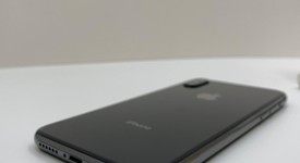 Good
													Apple iPhone X - Unlocked, Gray, 64 GB, A1865, photo 4 of 5